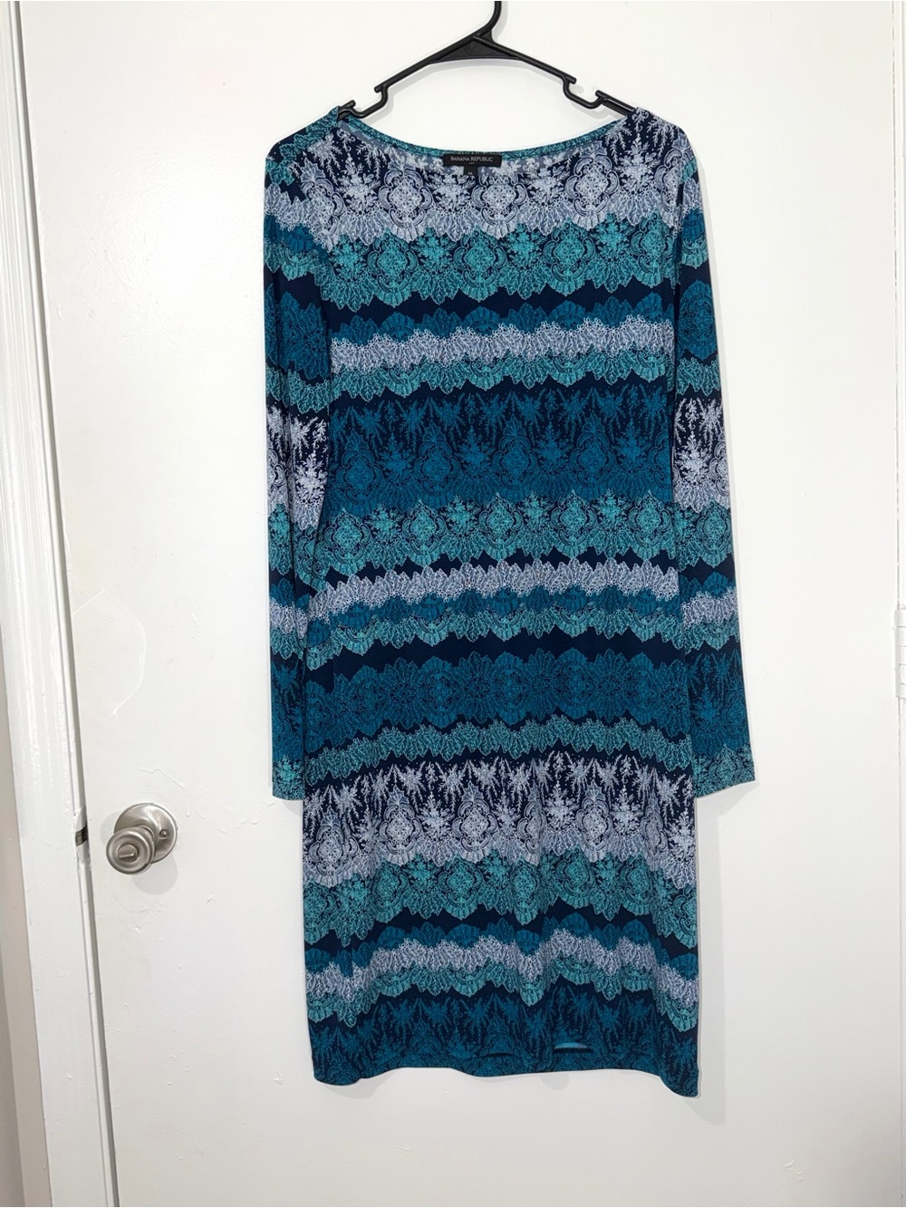 Winter Blue Paisley Boho Stretch Sheath Dress Long Sleeve Comfort Chic Size M